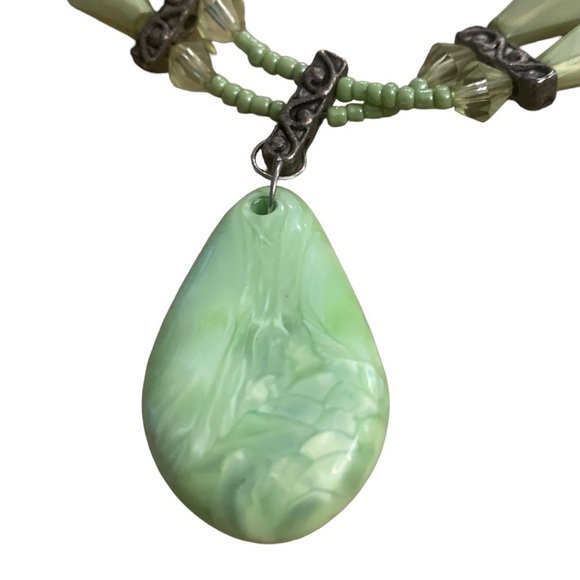 3-Piece Necklace & Earrings Set Lime Green Stone New With Tags NWT Jewelry - Picture 6 of 8